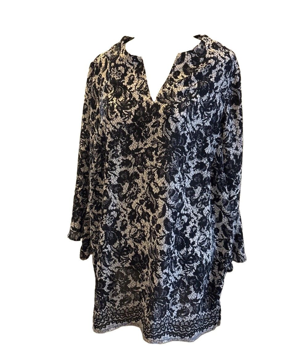 Violet & Claire Women's Blouse Top Size 1X Floral Print with 3/4 Bell Sleeves